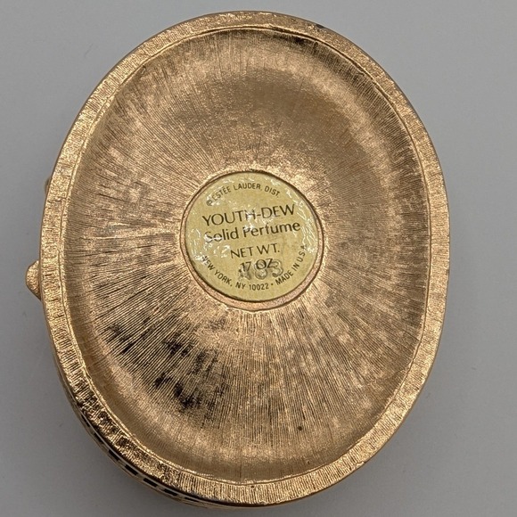 Vintage Estee Lauder Youth-Dew Solid Perfume Cameo Compact Gold Tone Collectible - Picture 2 of 8